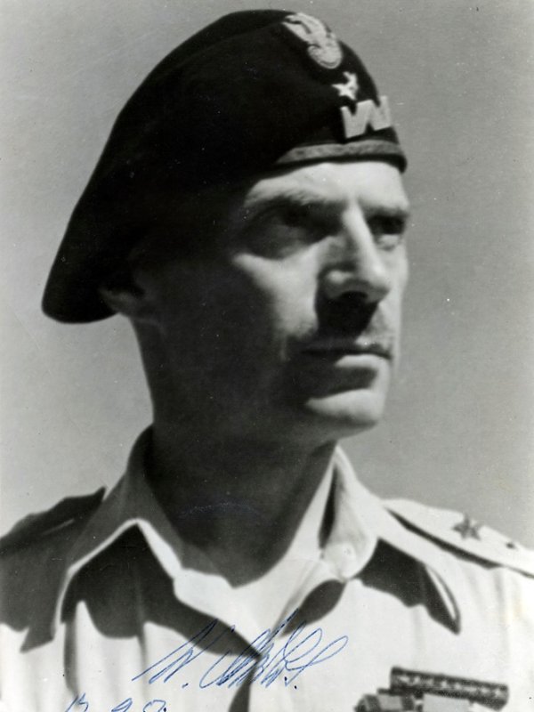  black and white photo of General Władysław Anders